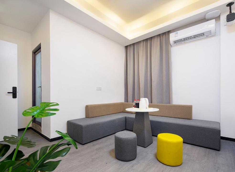 Deer Chenke Seascape Surf B&B Sanya Exterior photo